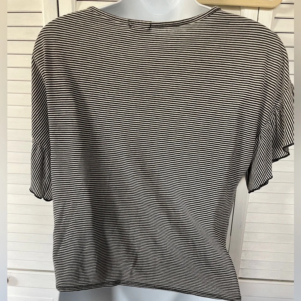 Black White Knotted Cropped Top Size Small